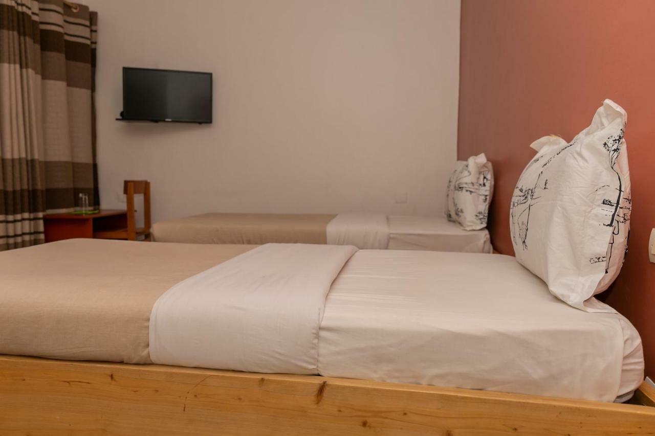 Perle Boutique Hotel Kigali Bagian luar foto